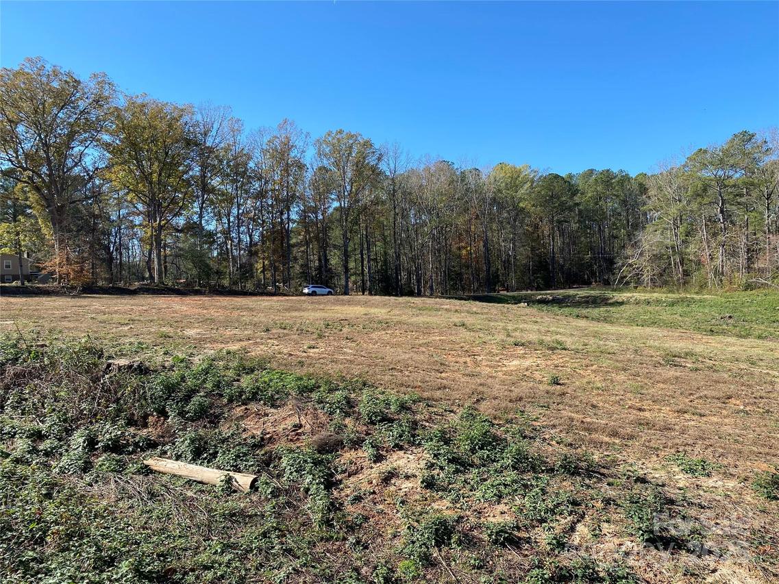 000 Mcneil Rd. #13, Rockingham, NC 28379