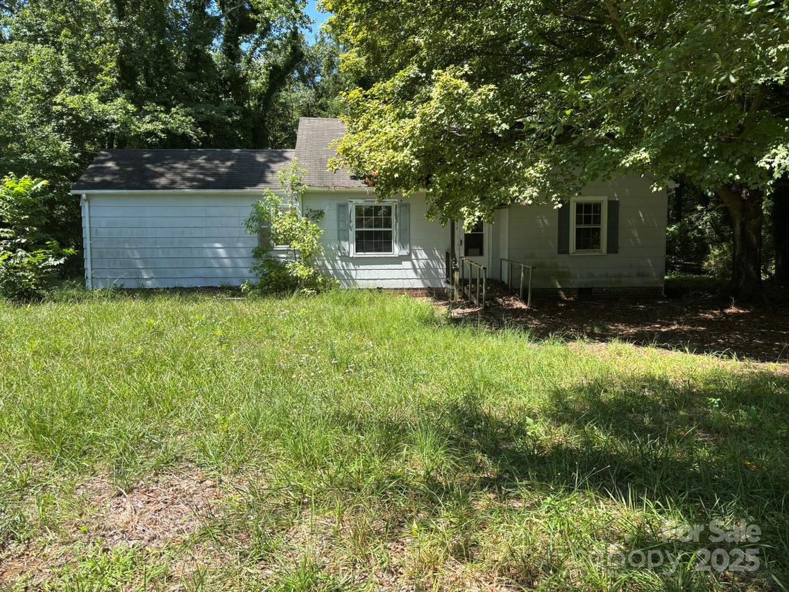 519 N Main St., Mount Gilead, NC 27306