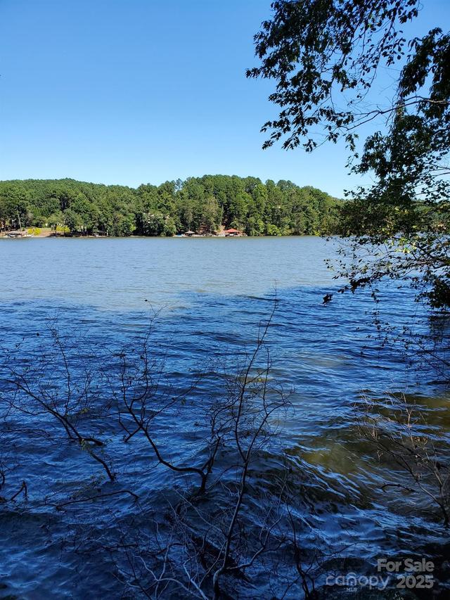 134 Winwood Cir., Granite Falls, NC 28630