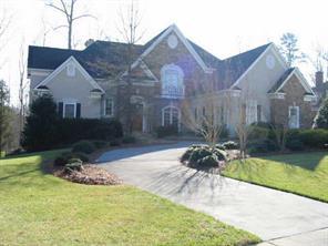 6221 Glynmoor Lakes Dr., Charlotte, NC 28277