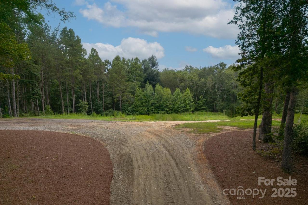 3371 S Nc 16 Hwy. #B, Maiden, NC 28650