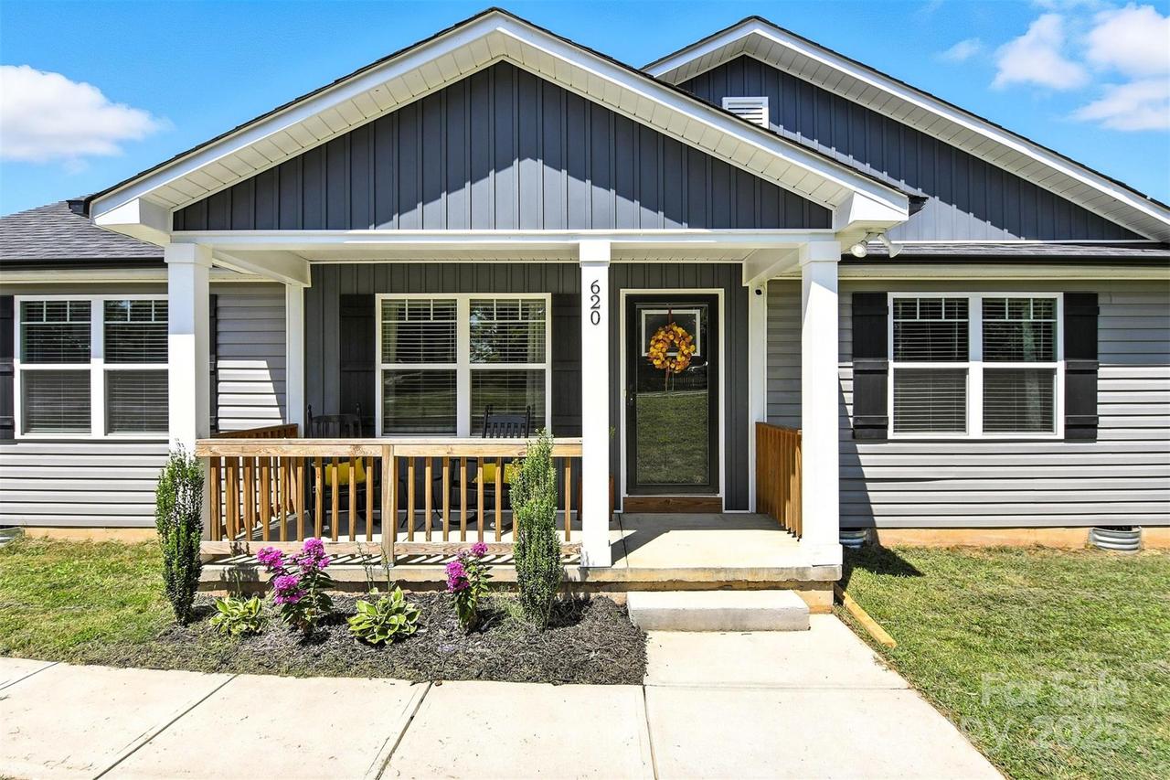 620 13th St., Hickory, NC 28602