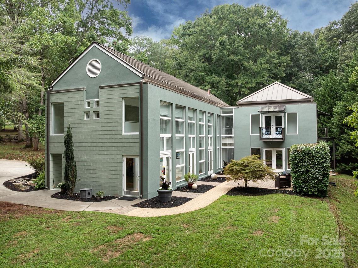1227 Jules Ct., Charlotte, NC 28226