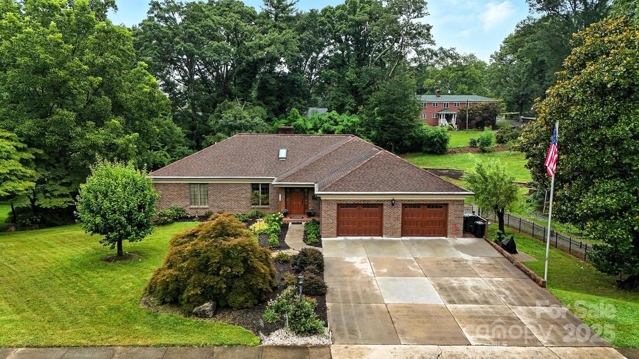 530 5th St., Hickory, NC 28601
