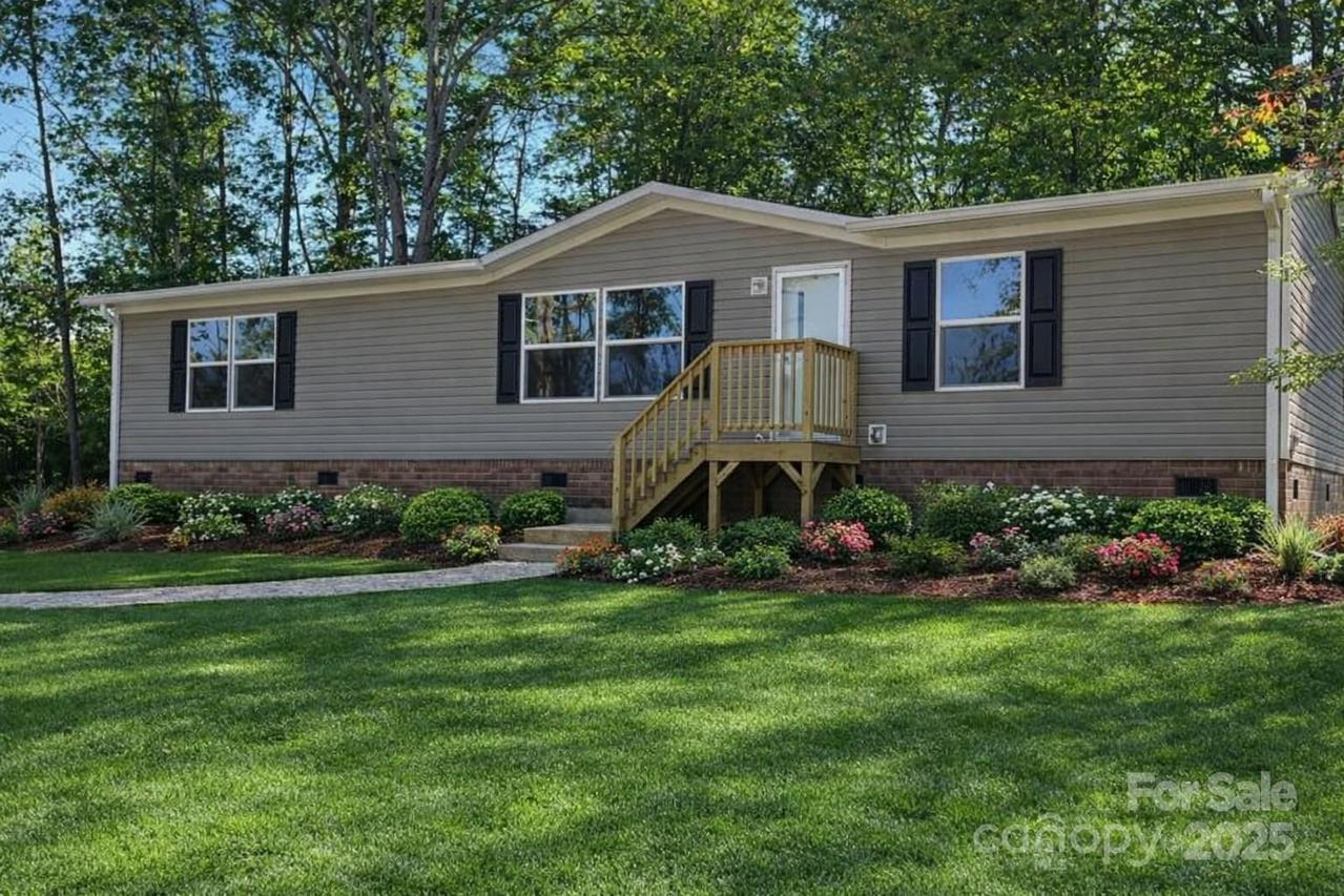 175 Shilah Lane Dr., Nebo, NC 28761