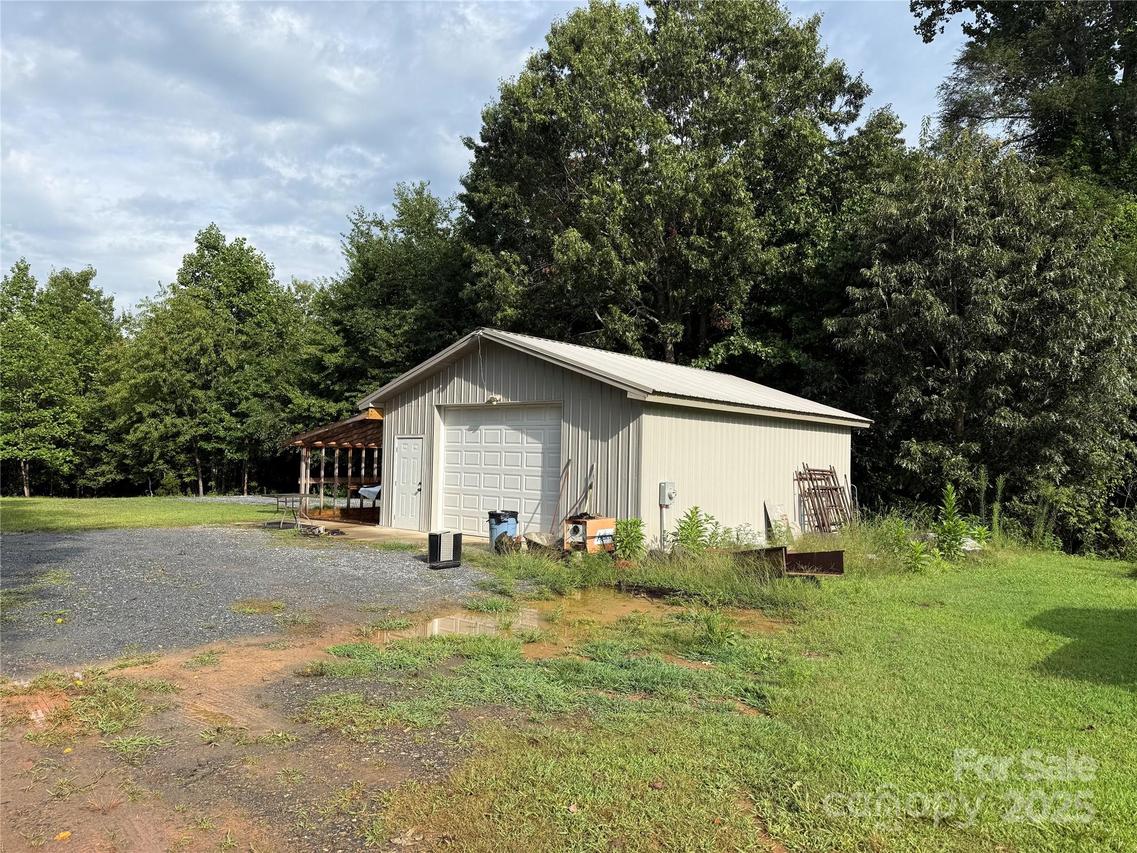 637 Ridge Rd., Marion, NC 28752