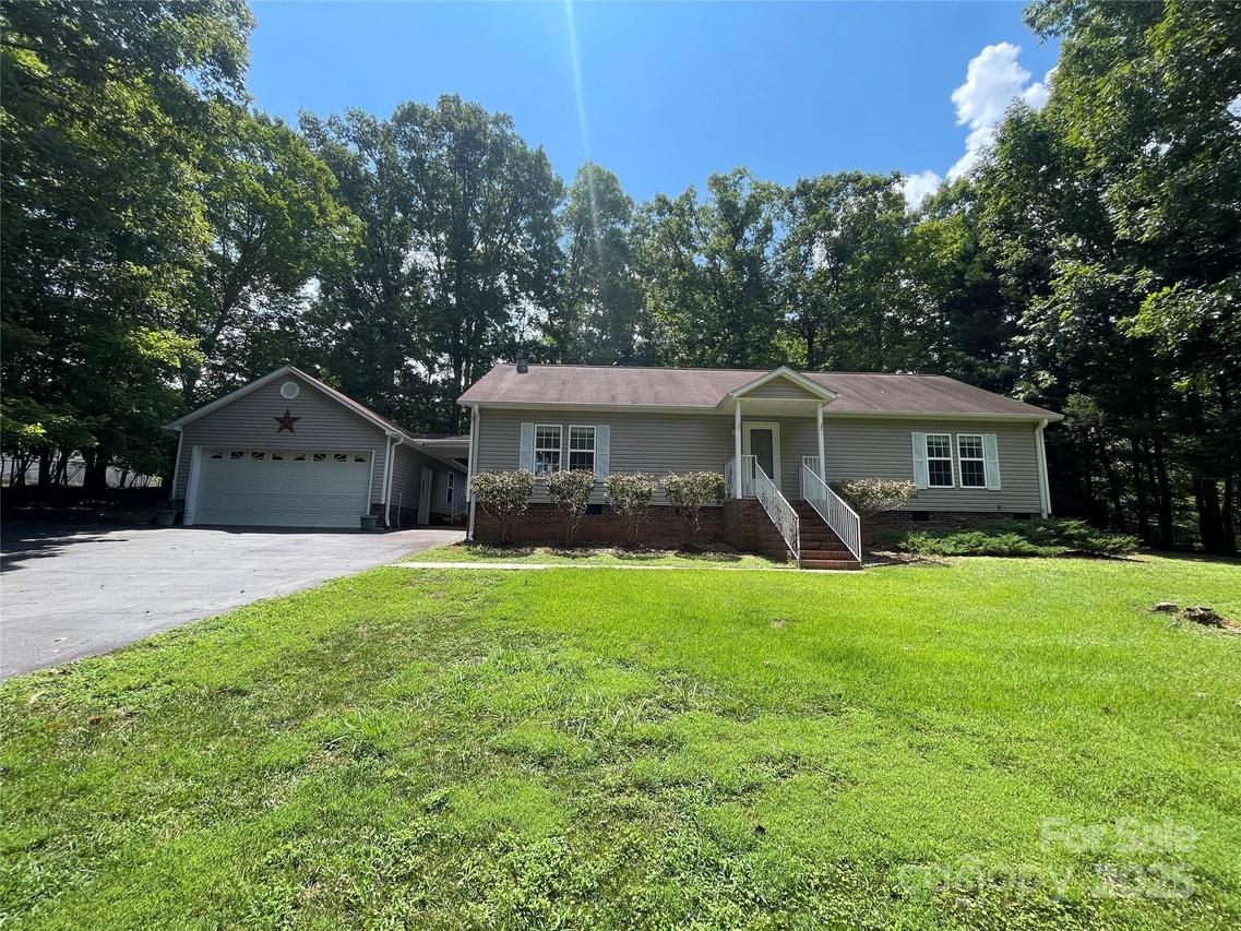 136 Lantern Ct., Mount Gilead, NC 27371
