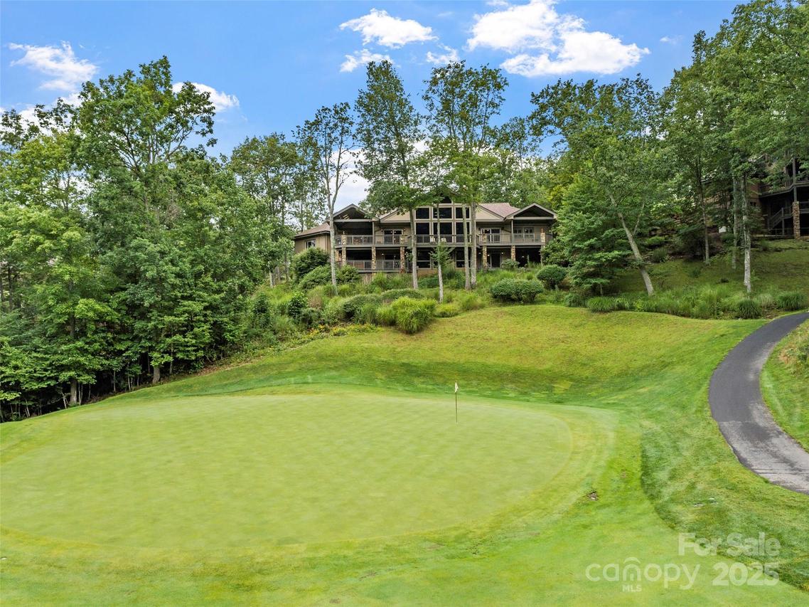 151 Austin Mountain Dr., Burnsville, NC 28714