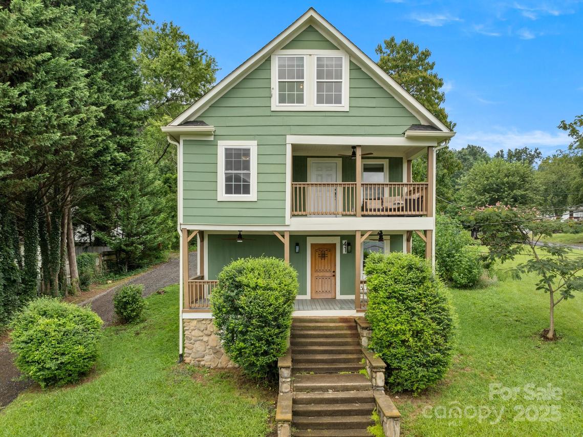41 Vance Ave., Black Mountain, NC 28711