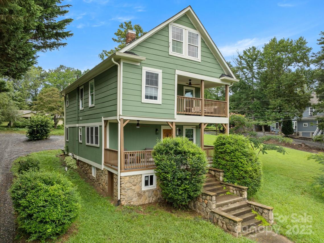 41 Vance Ave., Black Mountain, NC 28711