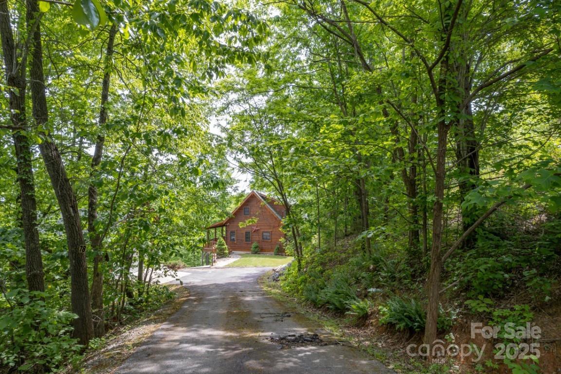 186 Black Ridge Dr., Bostic, NC 28018