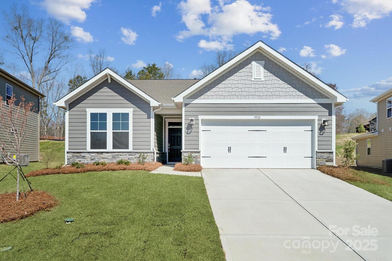 9932 Manor Vista Tr., Kannapolis, NC 28027