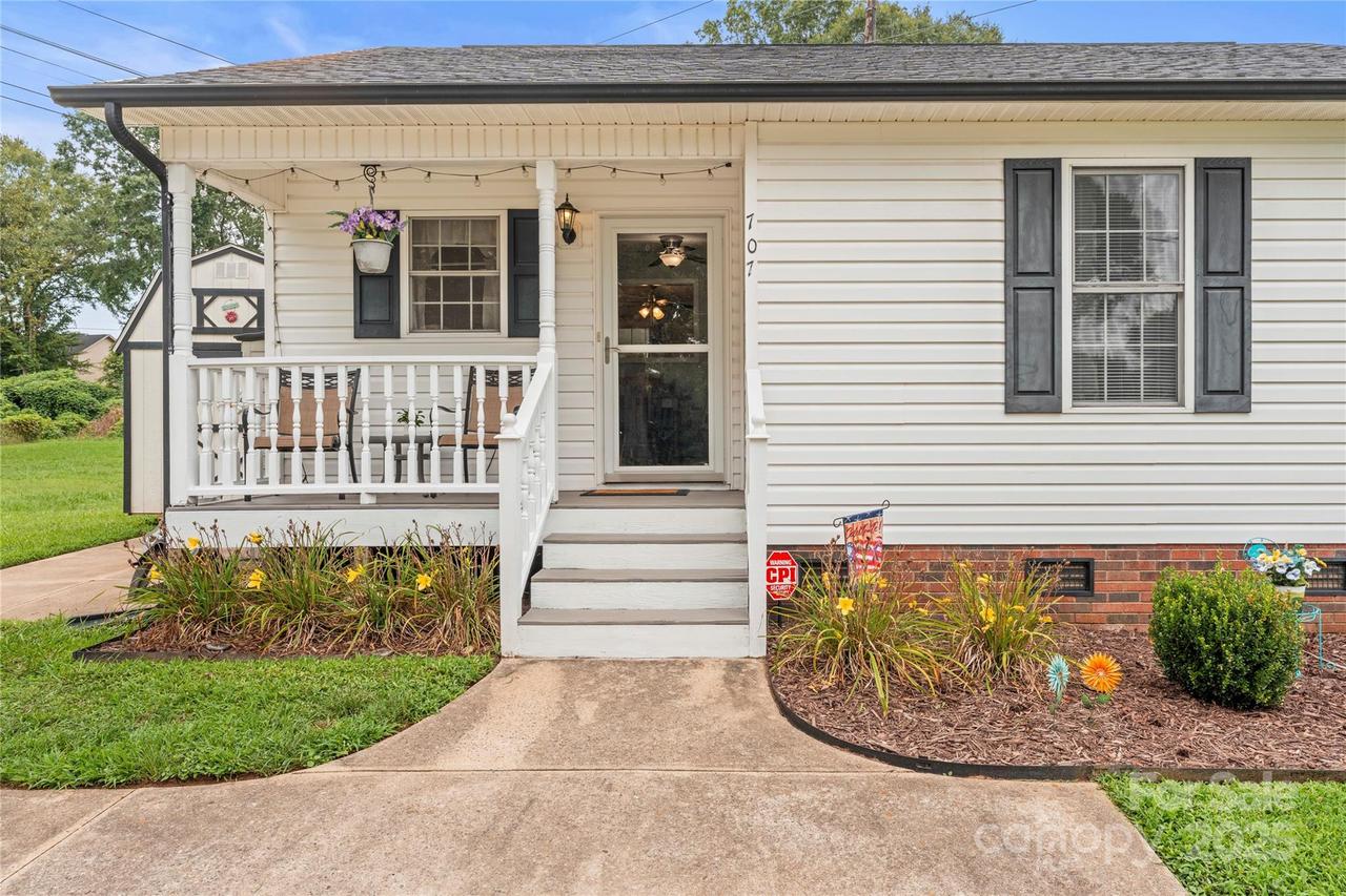 707 Battleground Rd., Lincolnton, NC 28092