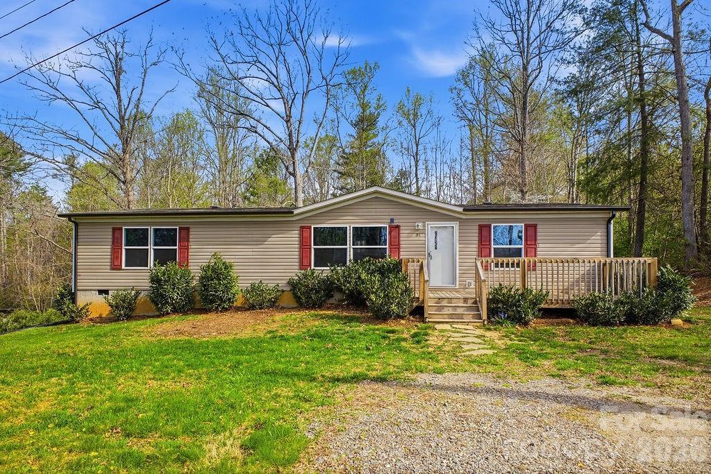 31 Mcgee Hill Rd., Fairview, NC 28730