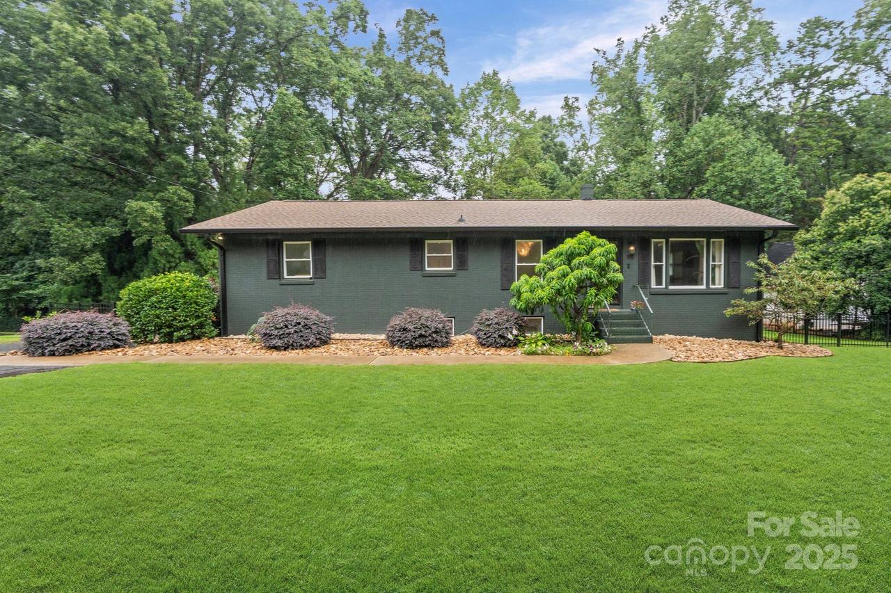 119 Meadowbrook Ln. #2, Davidson, NC 28036