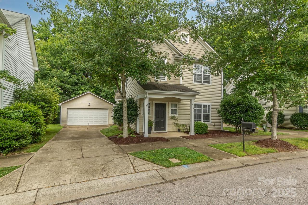 11516 Heritage Green Dr., Cornelius, NC 28031
