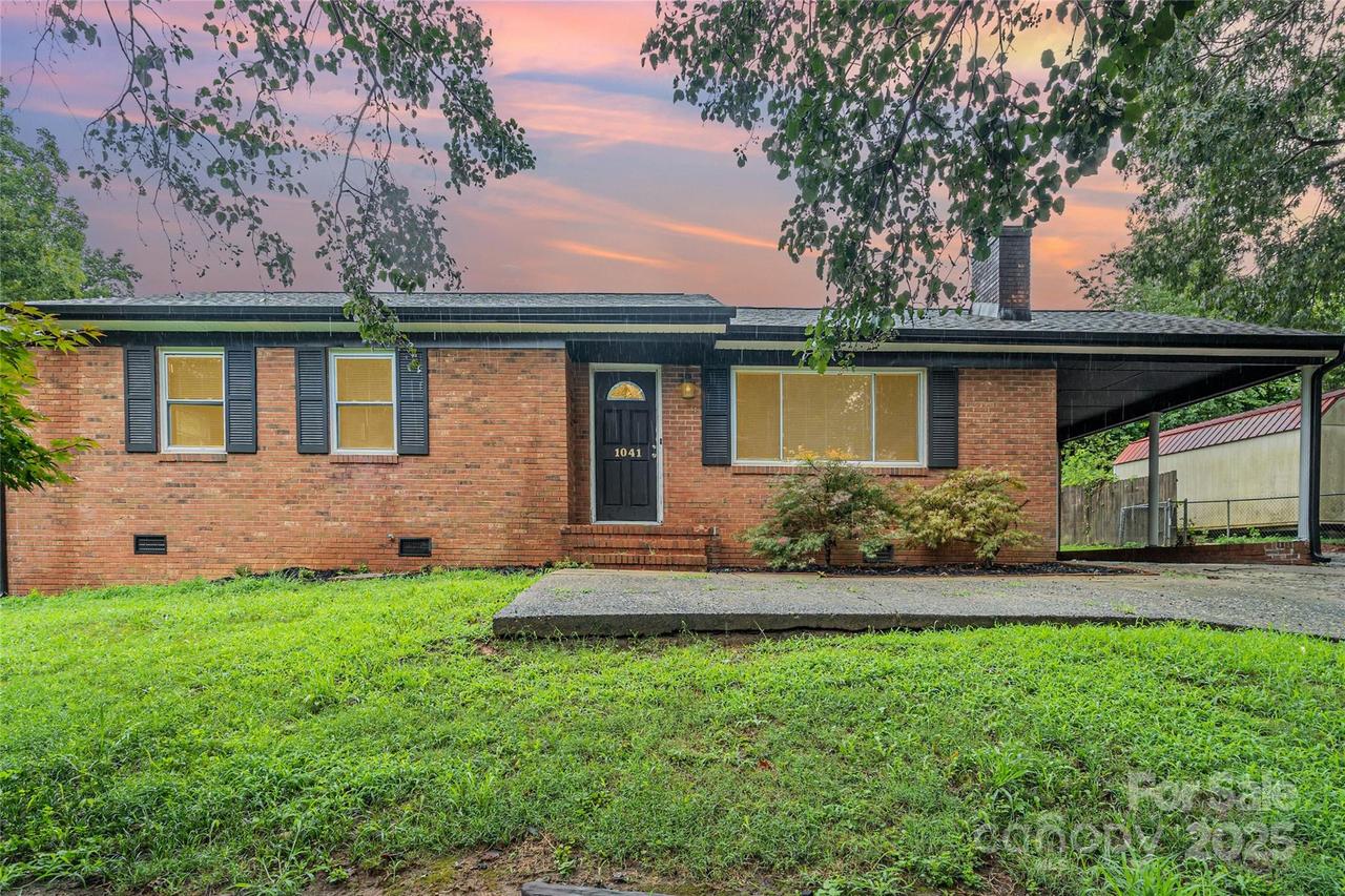 1041 Crowders Creek Rd., Gastonia, NC 28052