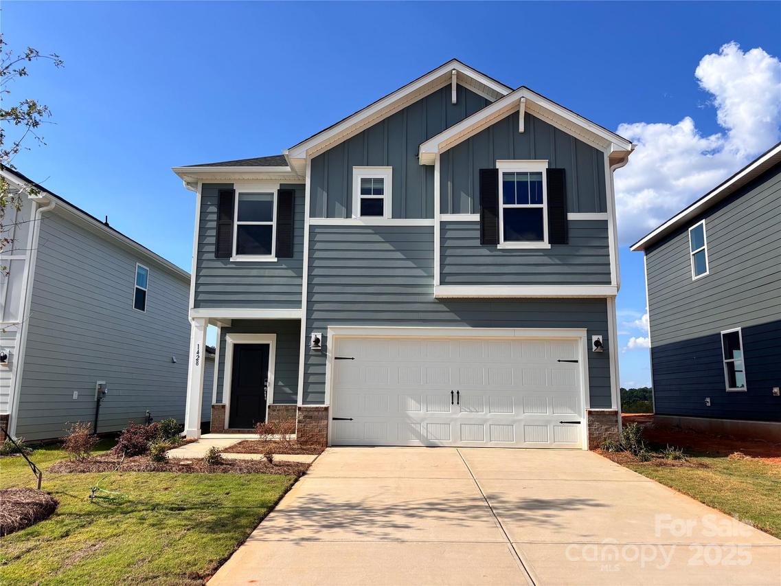 1428 Wildflower St., Newton, NC 28658