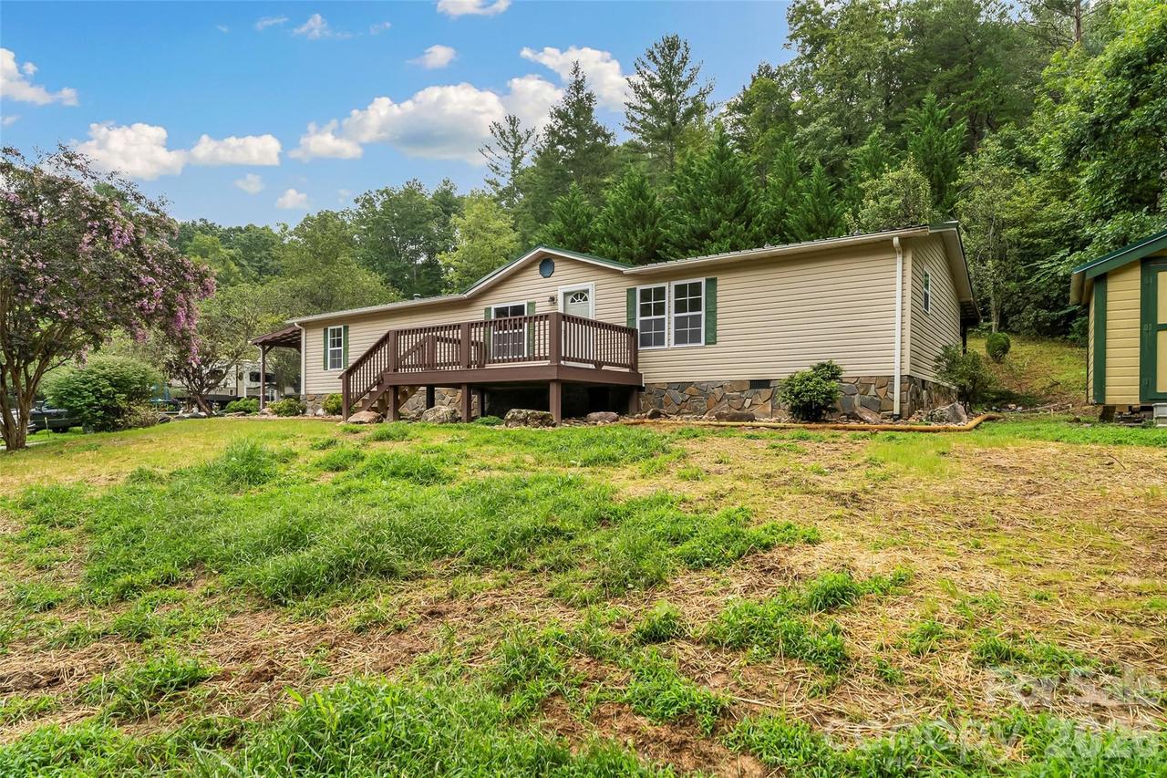 2236 Sisue St., Morganton, NC 28655