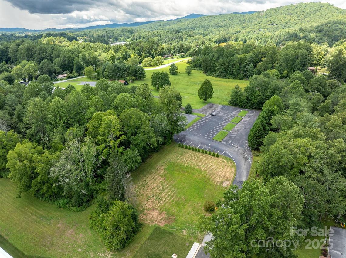 114 Welcome St., Brevard, NC 28712