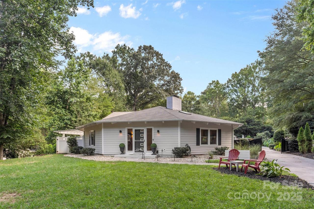 5017 Celeste Ct., Charlotte, NC 28270