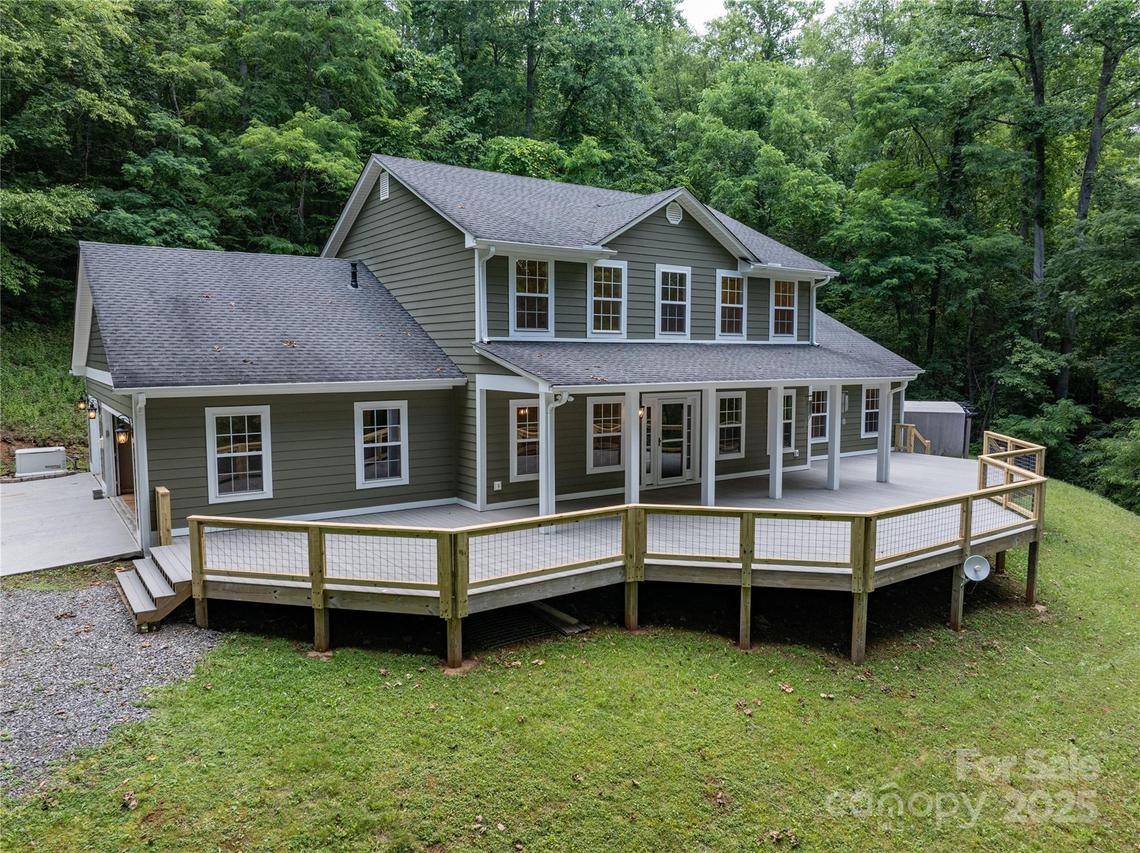 166 Jay Bird Dr., Sylva, NC 28779