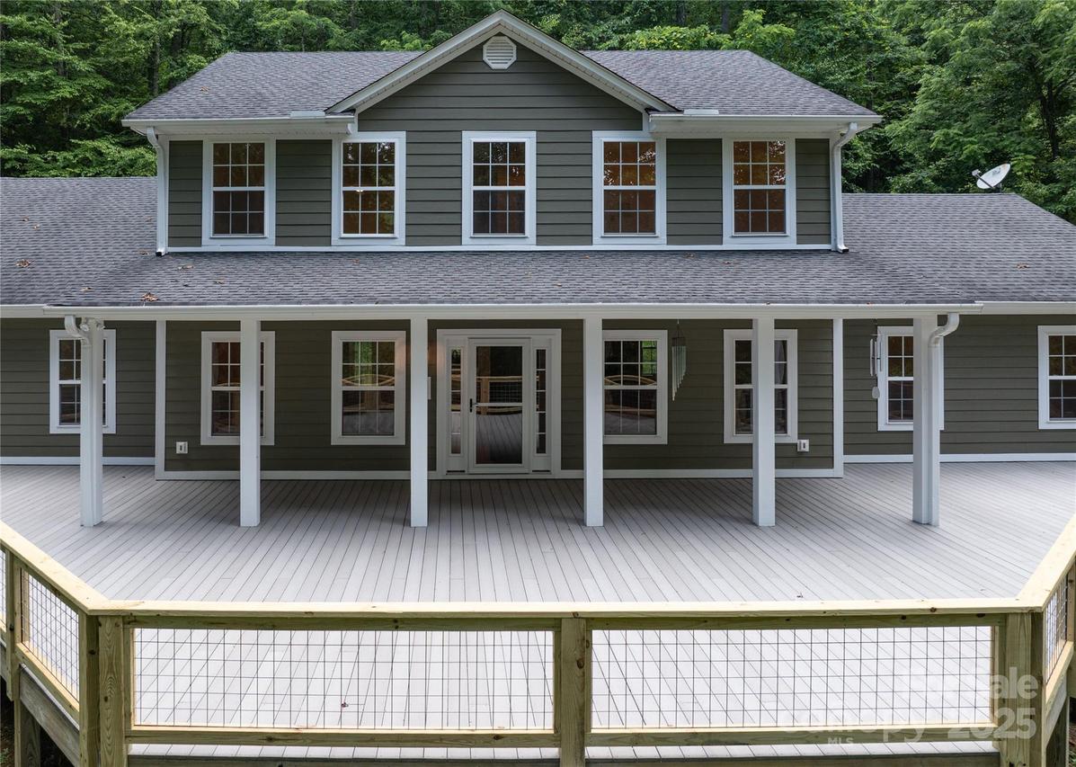 166 Jay Bird Dr., Sylva, NC 28779