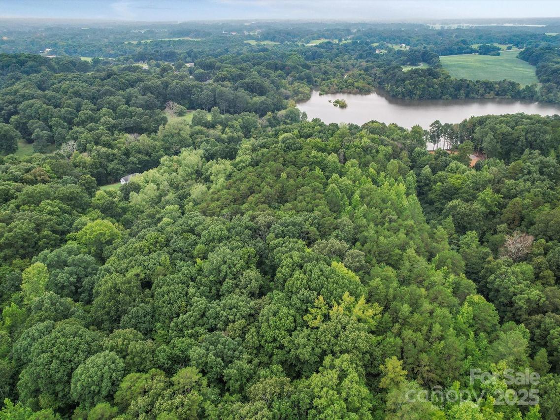 0000 Duck Point Dr., Monroe, NC 28110
