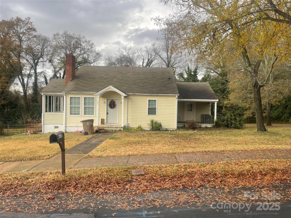 605 E Graham St., Shelby, NC 28150