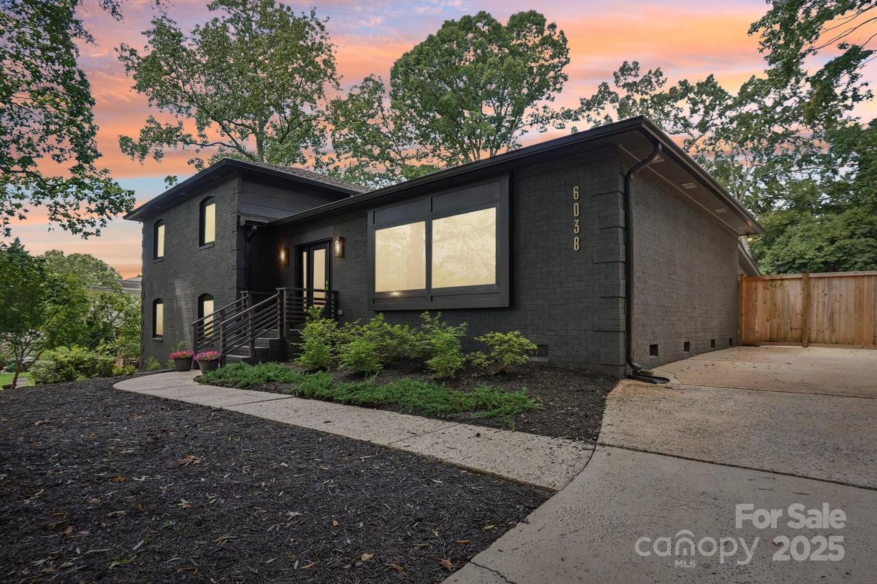 6038 Old Providence Rd., Charlotte, NC 28226