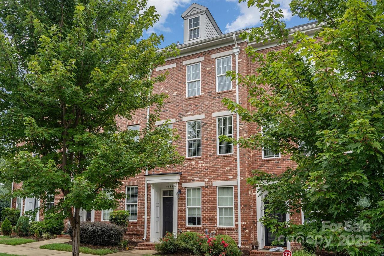 9444 Kings Parade Blvd., Charlotte, NC 28273