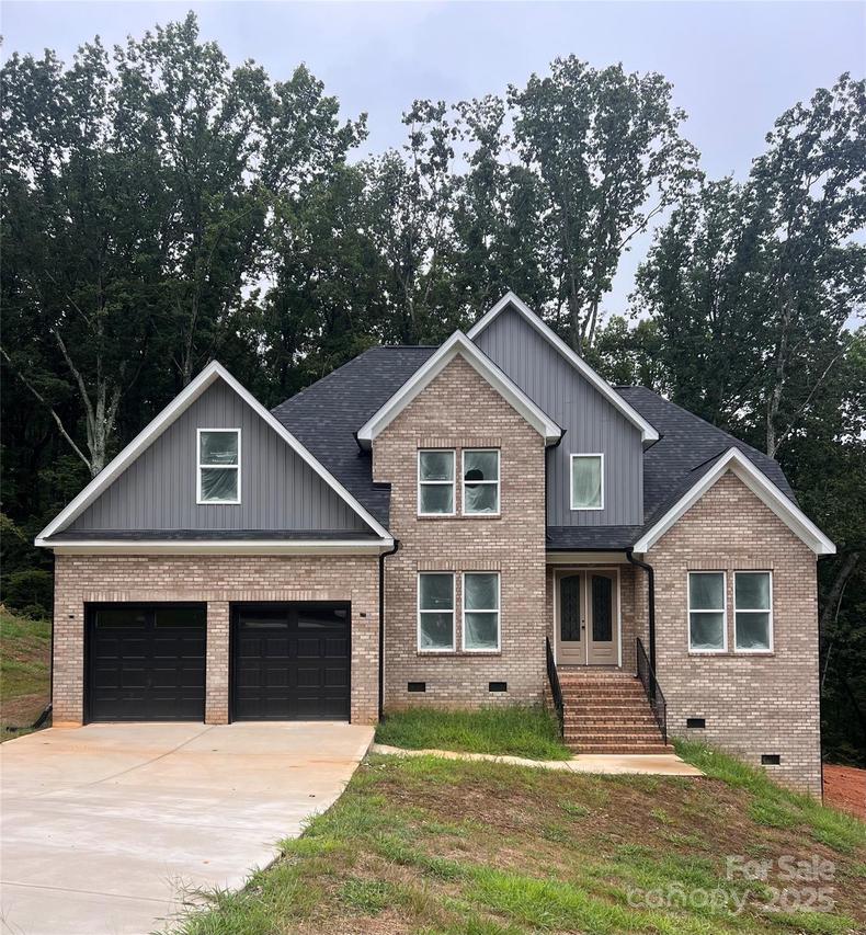 236 Mark Ryan Ln., Dallas, NC 28034