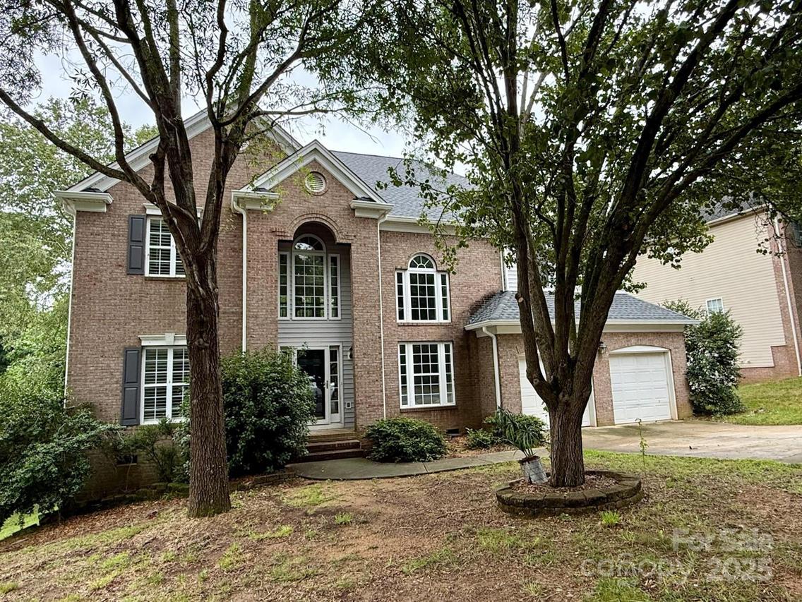 11017 Valley Spring Dr., Charlotte, NC 28277