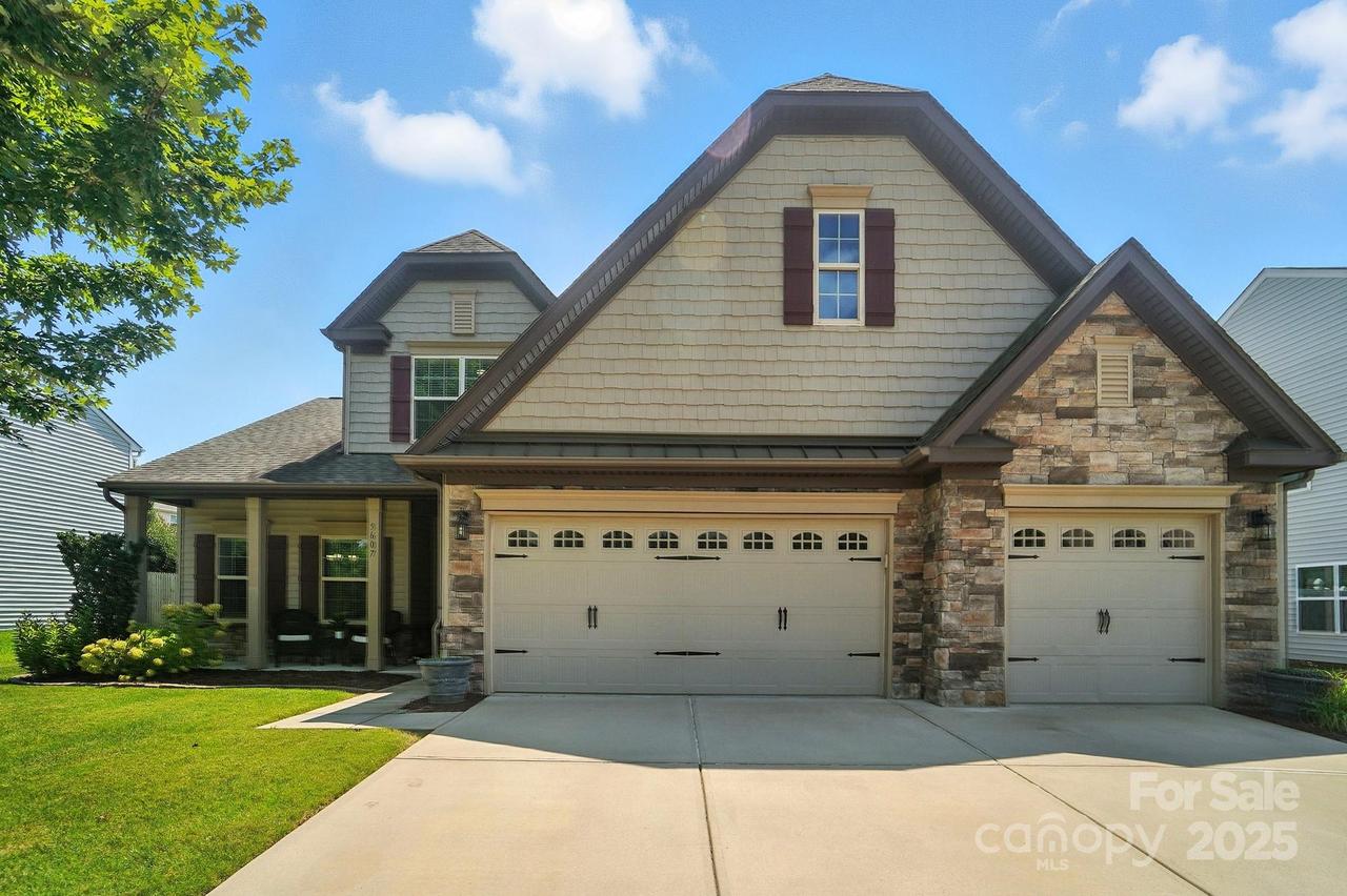 5607 Verrazano Dr., Waxhaw, NC 28173