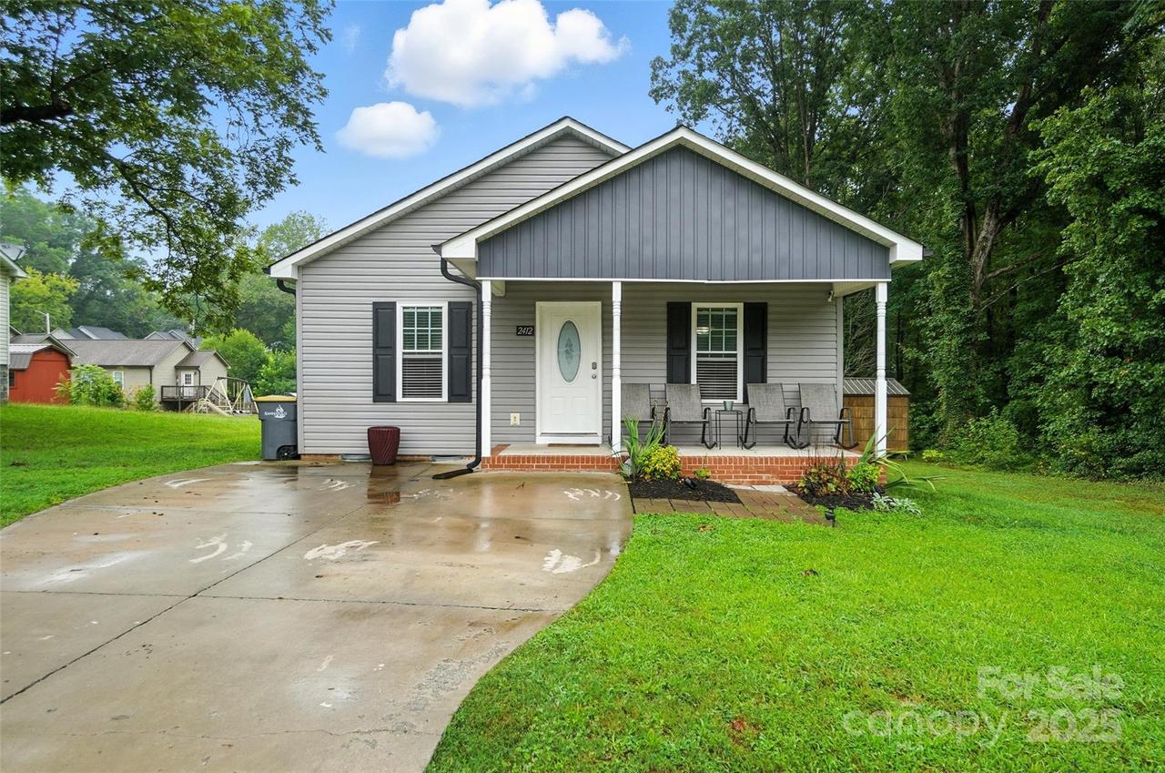 2412 Vale Ave., Kannapolis, NC 28081