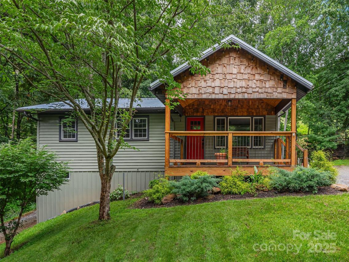 377 Plott Mountain Rd., Waynesville, NC 28786