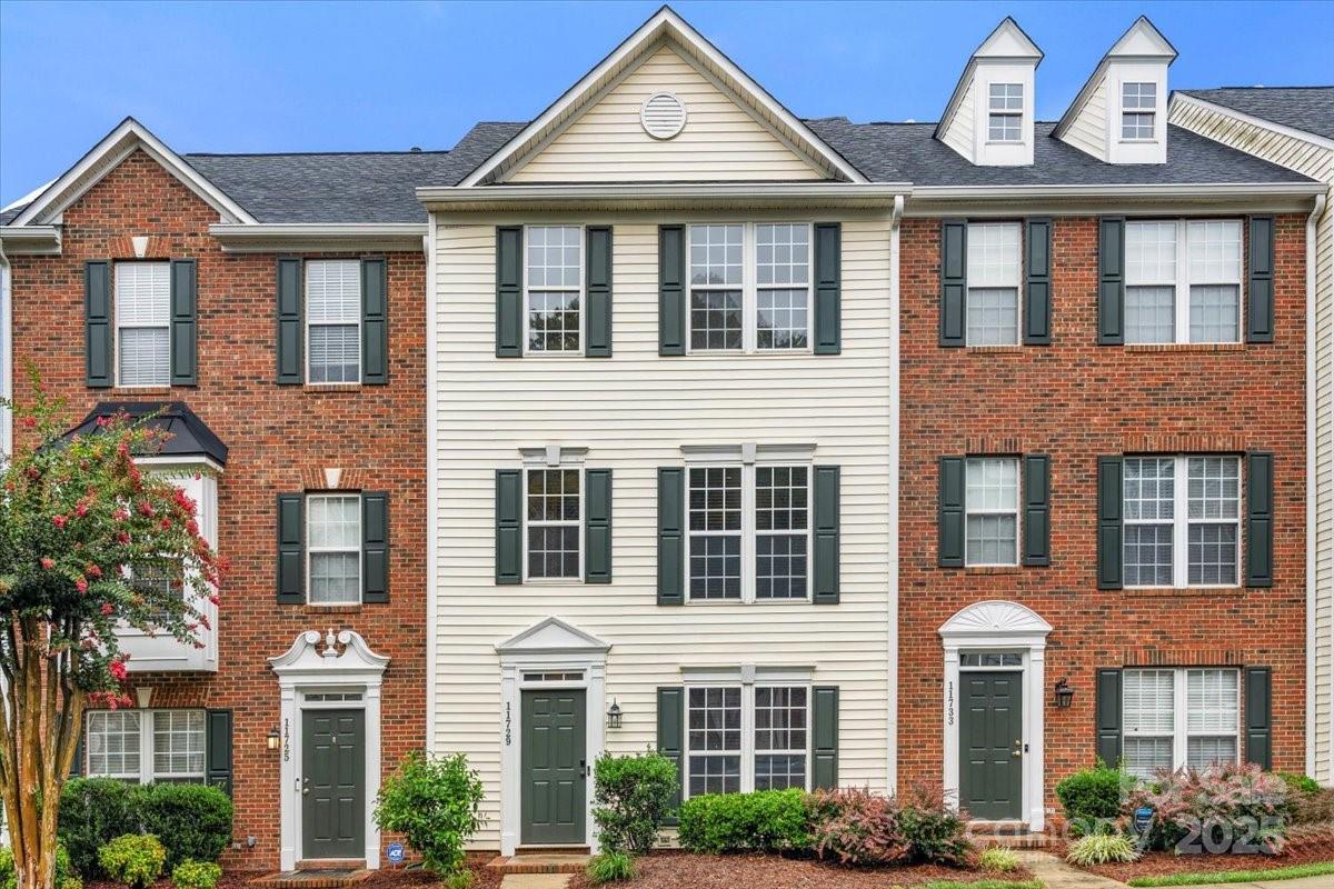11729 Fiddlers Roof Ln., Charlotte, NC 28277