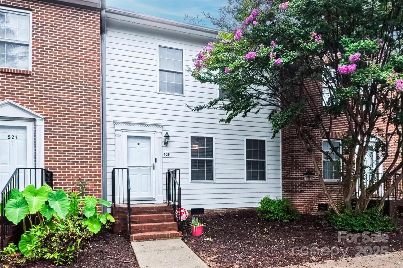 529 N Spring Ave., Newton, NC 28658