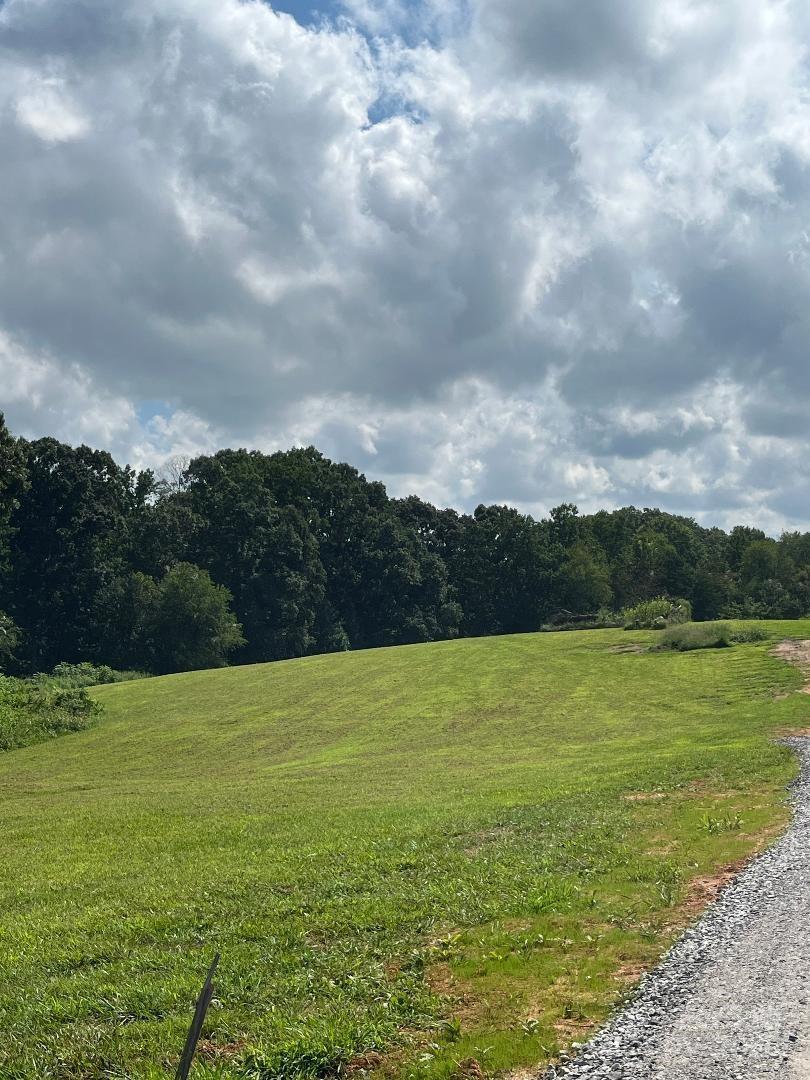 528 Eagle Mills Rd., Hamptonville, NC 27020