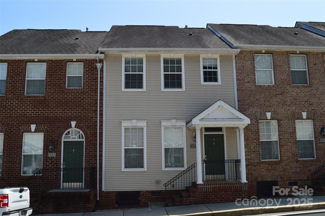 21330 Pine St., Cornelius, NC 28031