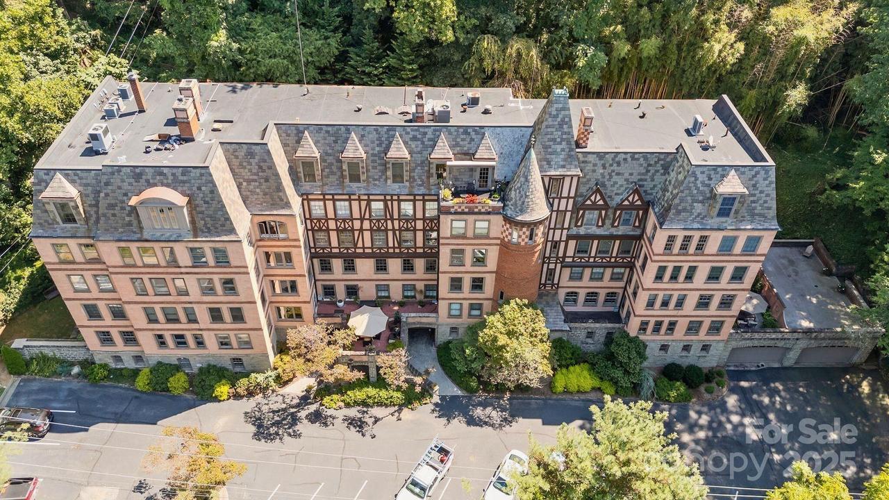 185 Macon Ave. #B9, Asheville, NC 28804