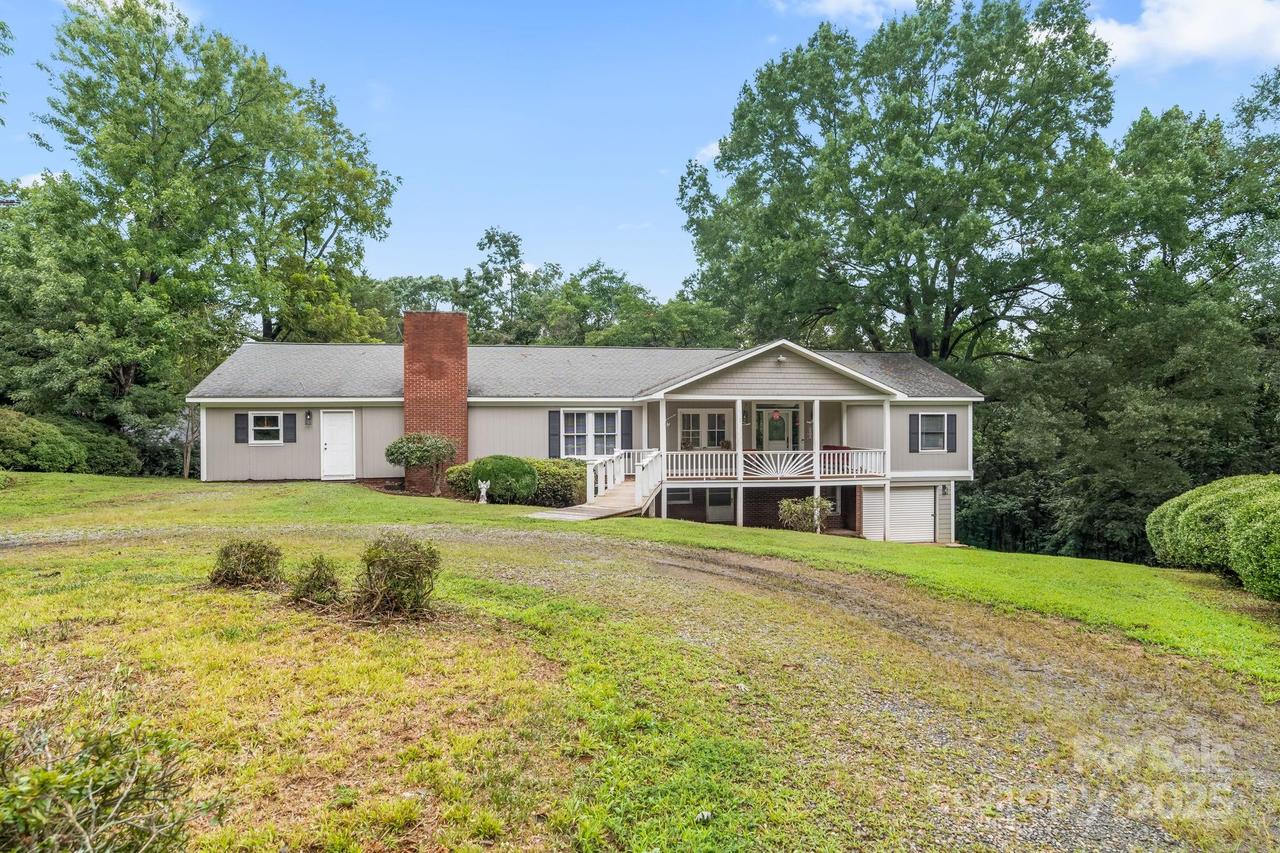 156 Brooks St. #2-12, Troutman, NC 28166