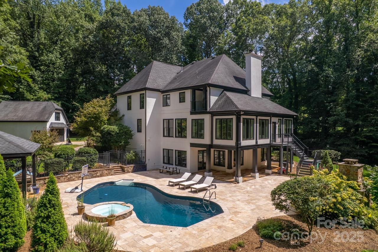 7306 Cobblecreek Dr., Matthews, NC 28104