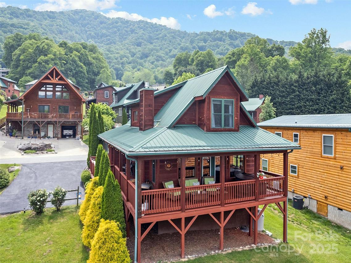 42 Bonus Ct., Maggie Valley, NC 28751