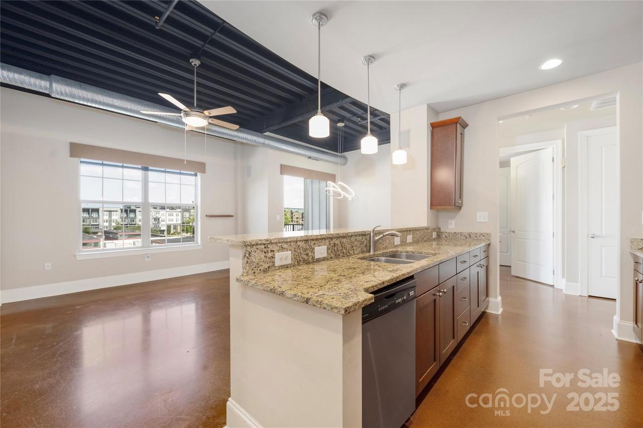 2338 Yadkin Ave. #407, Charlotte, NC 28205