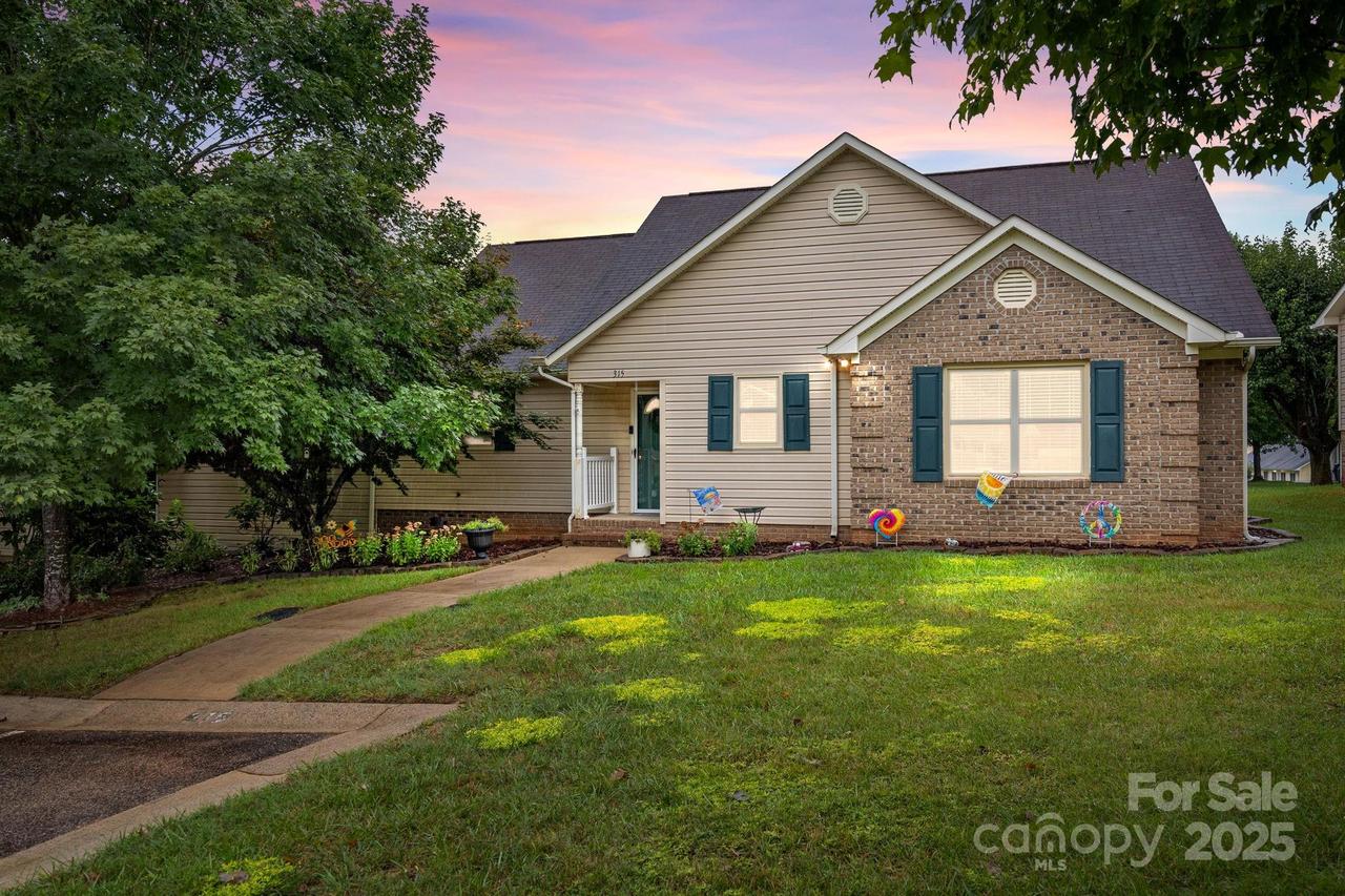 315 Hidden Creek Cir., Salisbury, NC 28147
