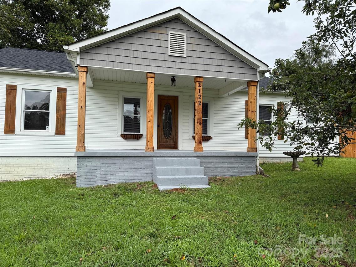 2122 Harper Ave., Lenoir, NC 28645