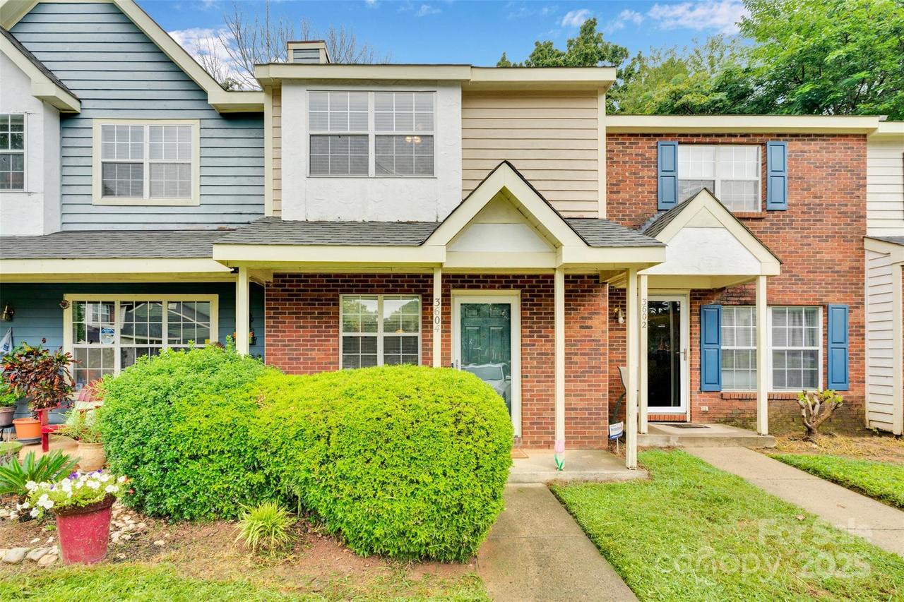 3604 Huyton Ct., Charlotte, NC 28215