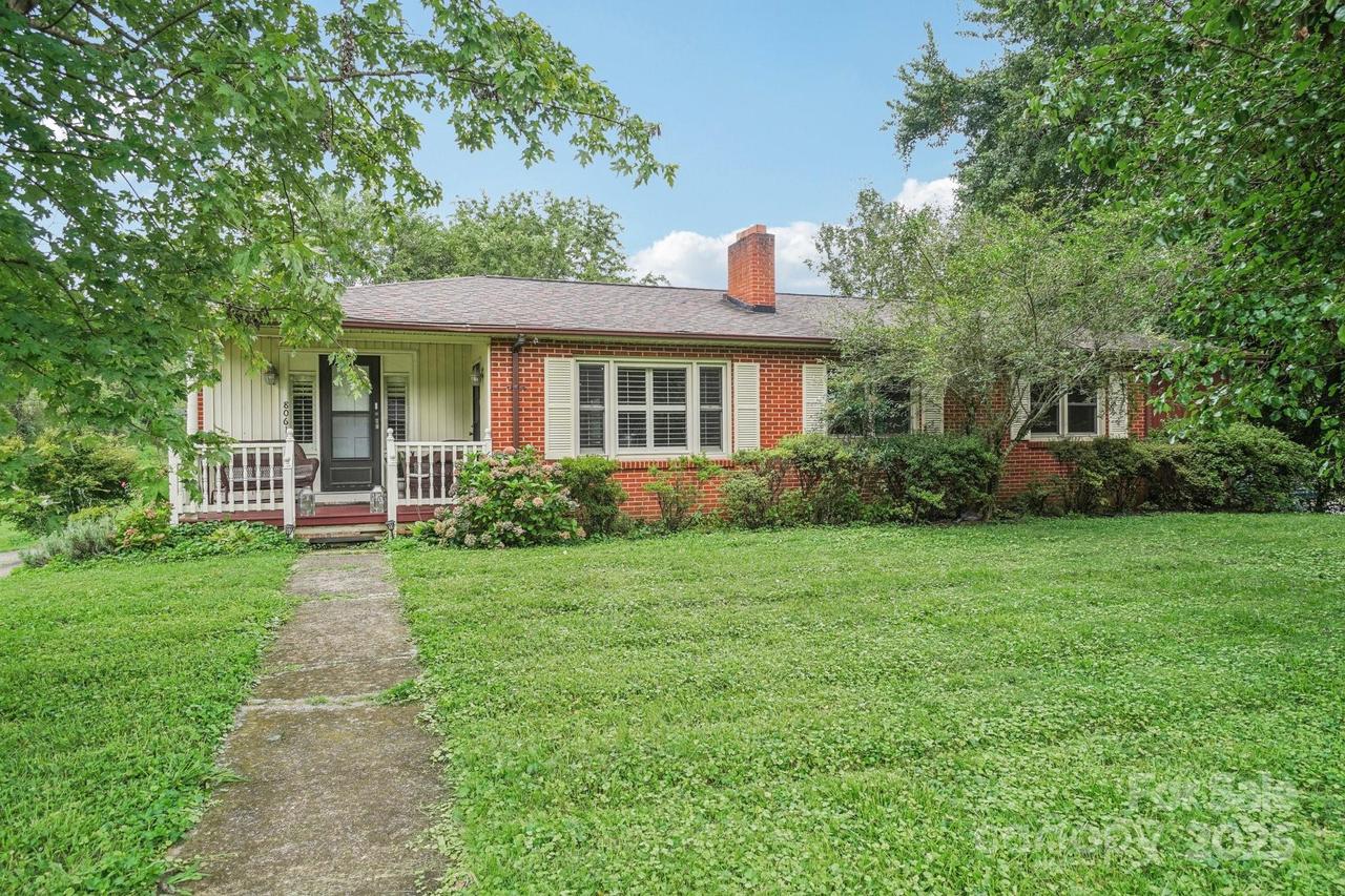 8061 Us 70 Hwy., Old Fort, NC 28762