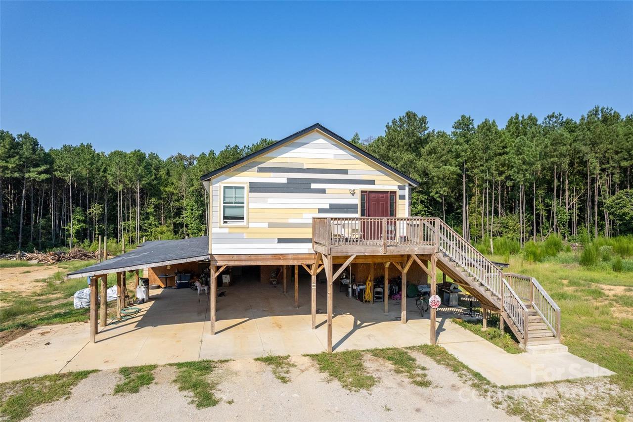 00 Shaw Ave., Waxhaw, NC 28173